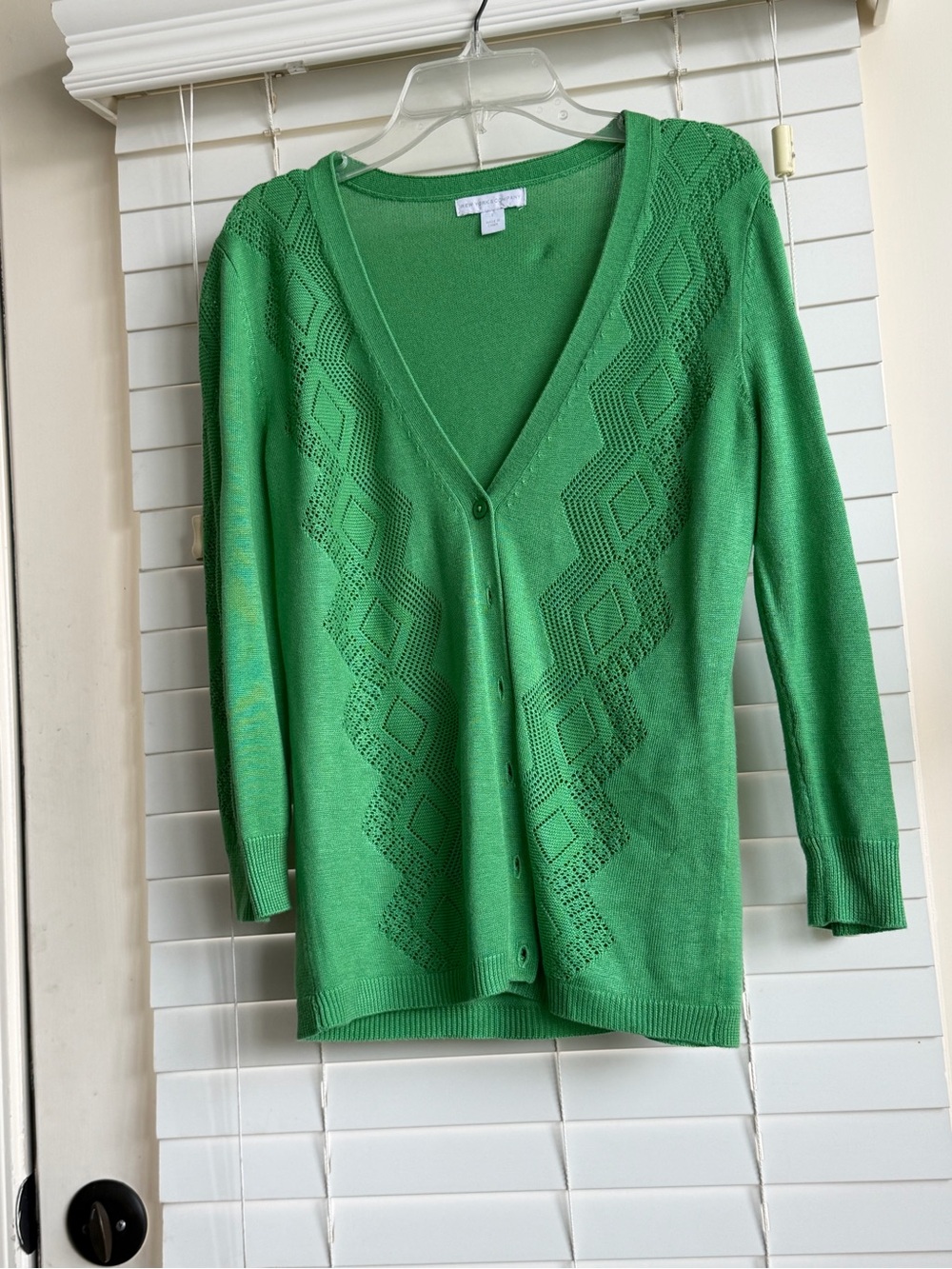 New York & Company Green Diamond Pointelle V-Neck Cardigan